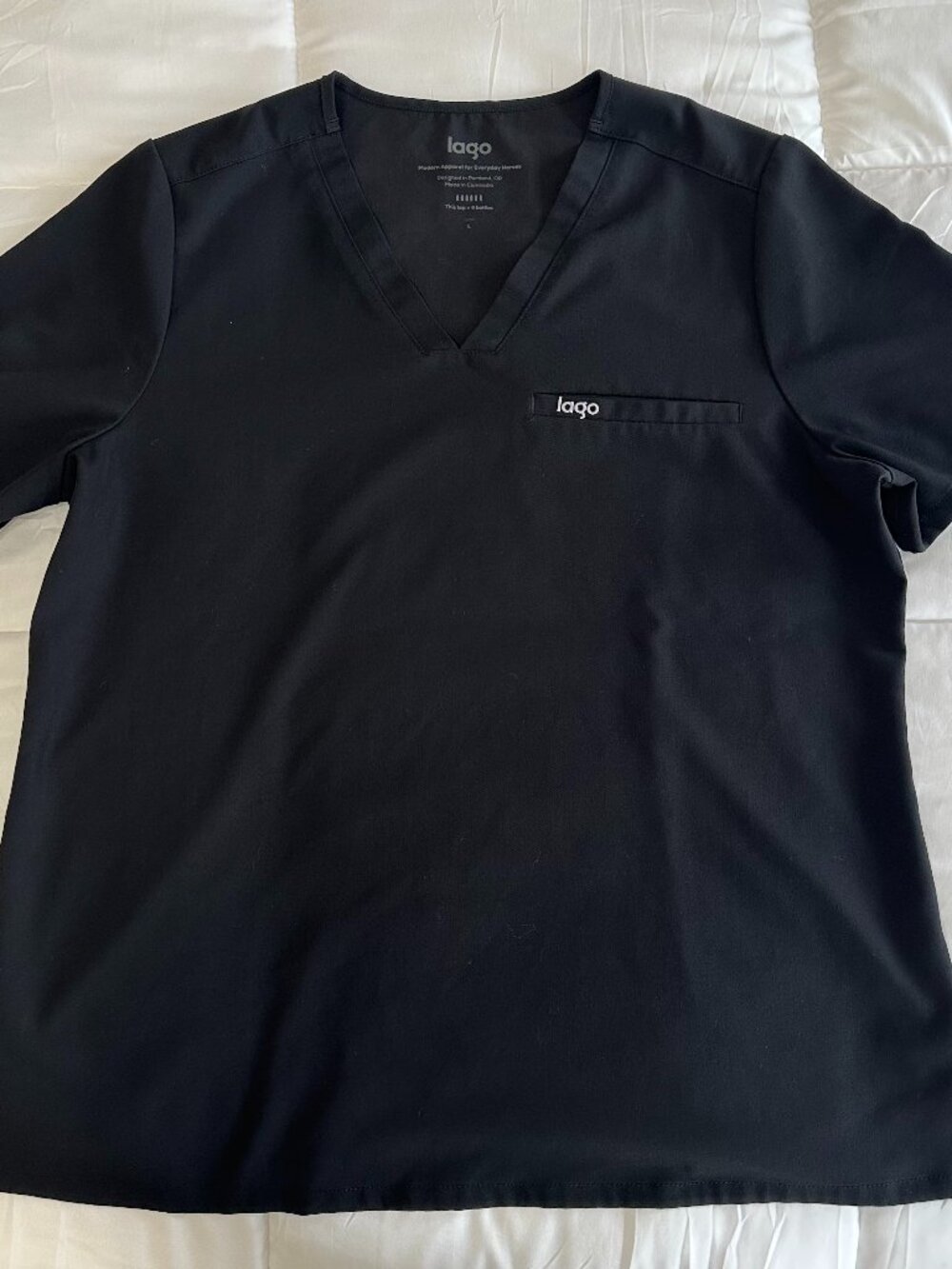 Lago V-Neck Scrub Top